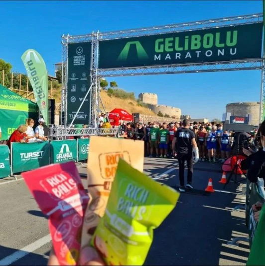 &Uuml;niversite kul&uuml;p sponsorluğu